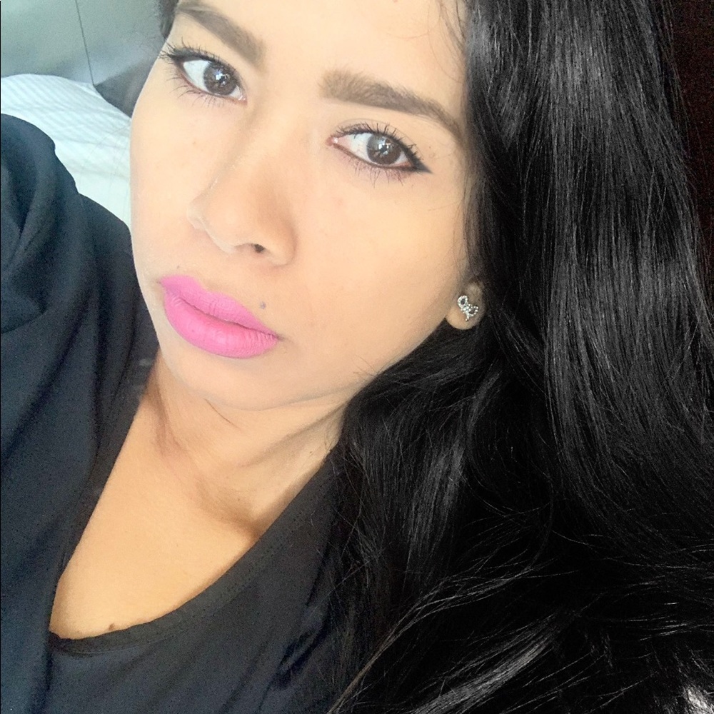 Meet your Posher, Yedda